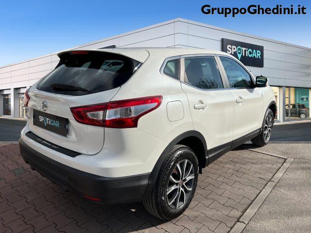 NISSAN Qashqai 1.2 DIG-T Tekna