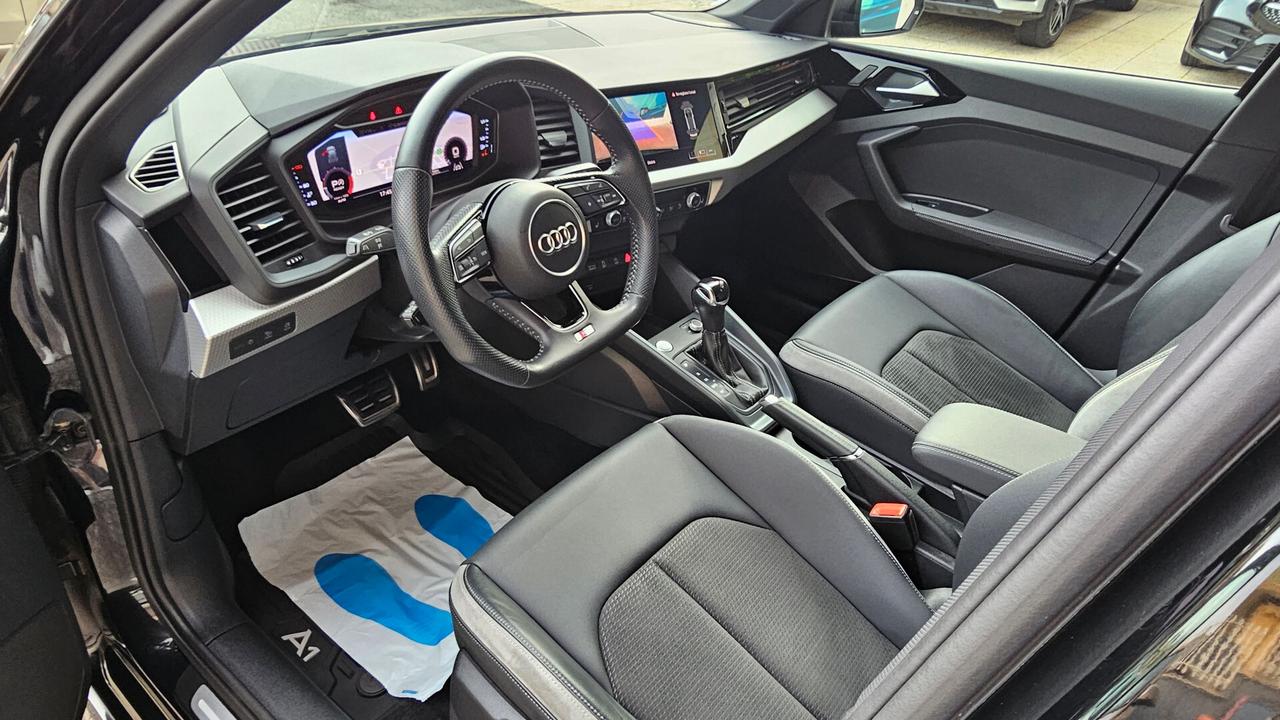A1 SPB 35 TFSI S tronic S-LINE INTERNO ESTERNO UNIPRO' LED TAGL UFF