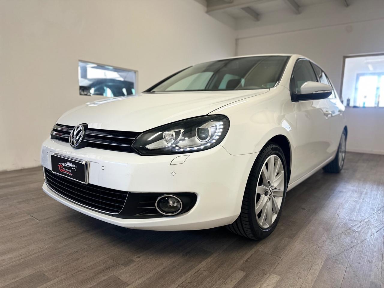 Volkswagen Golf 1.6 TDI DSG 5p. Highline NEOPATENTATI AUTOMATICA