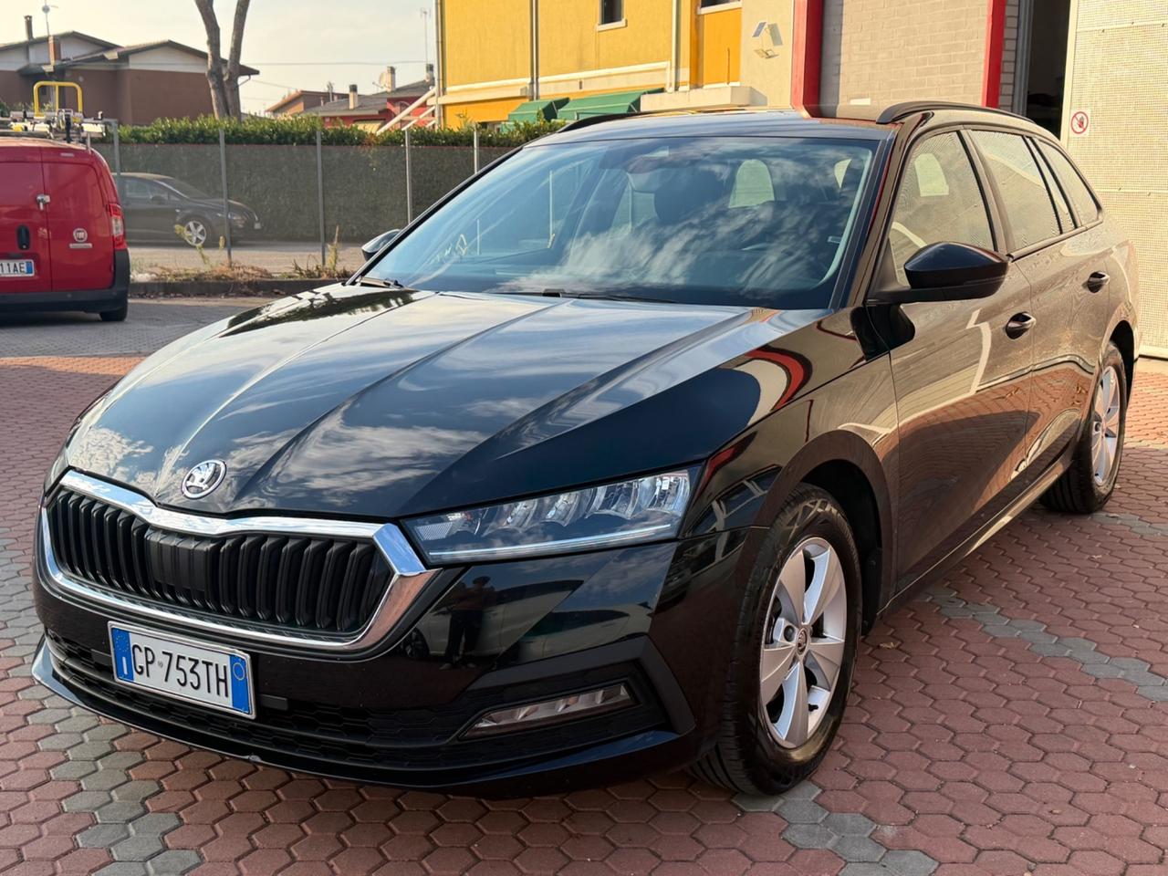 Skoda Octavia 2.0 TDI EVO SCR DSG Wagon Style
