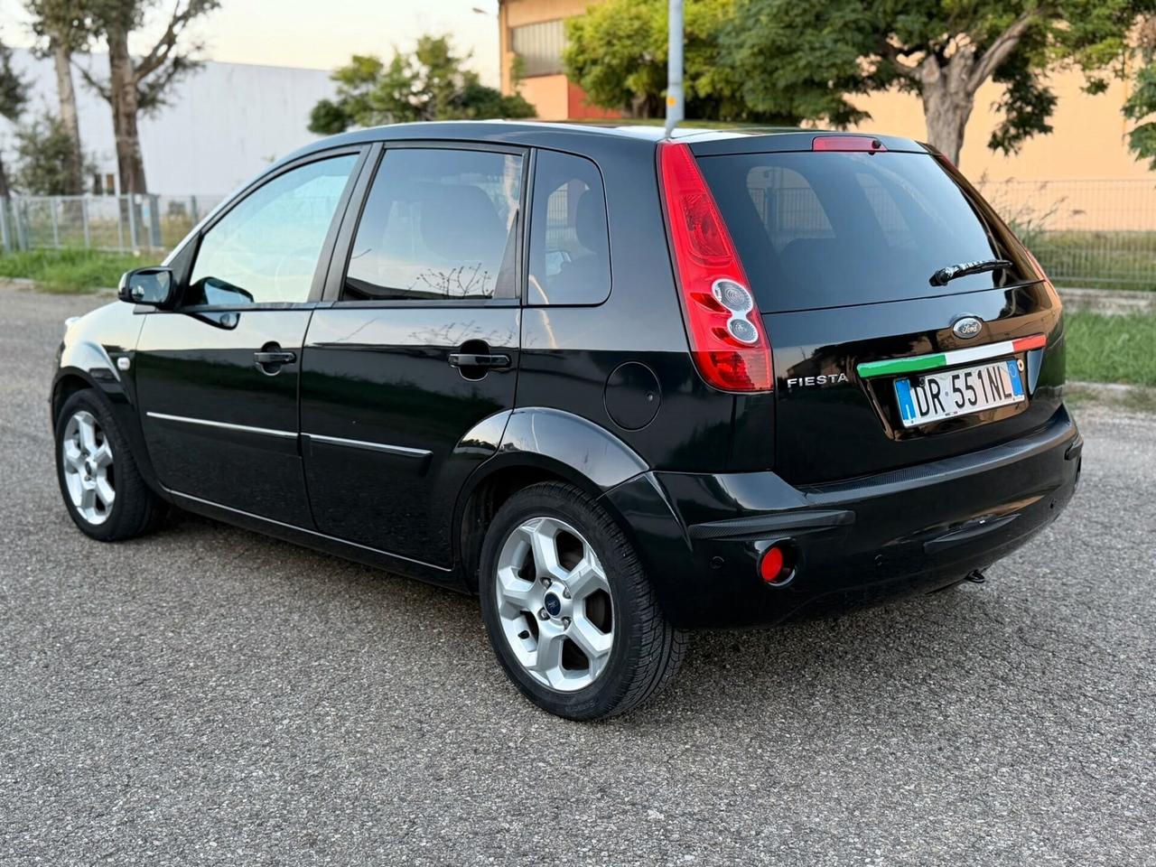 Ford Fiesta 1.2 Benzina GPL scade 2035