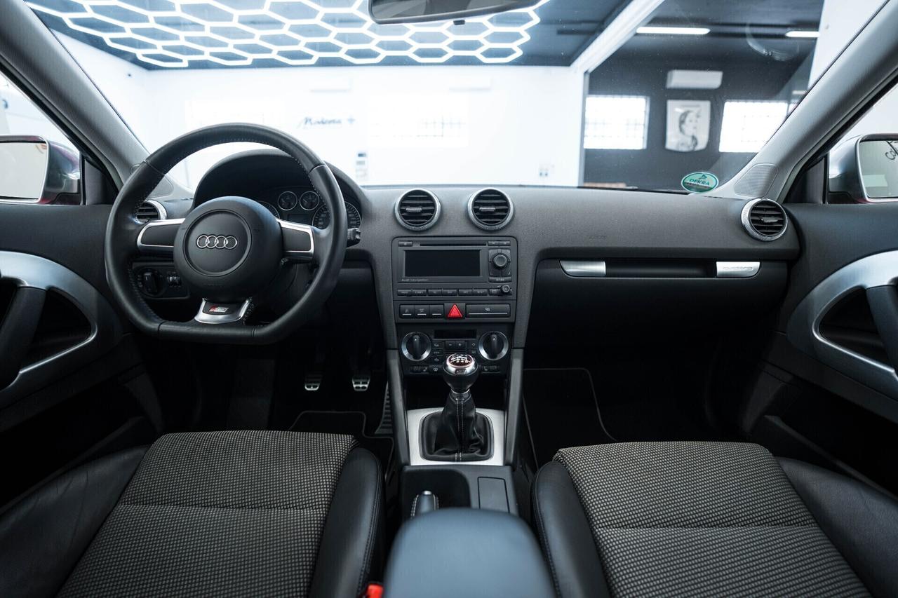 Audi S3 QUATTRO 265CV