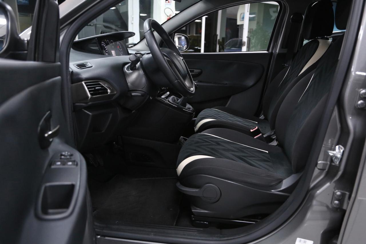 Lancia Ypsilon 1.2 69 cv Gold