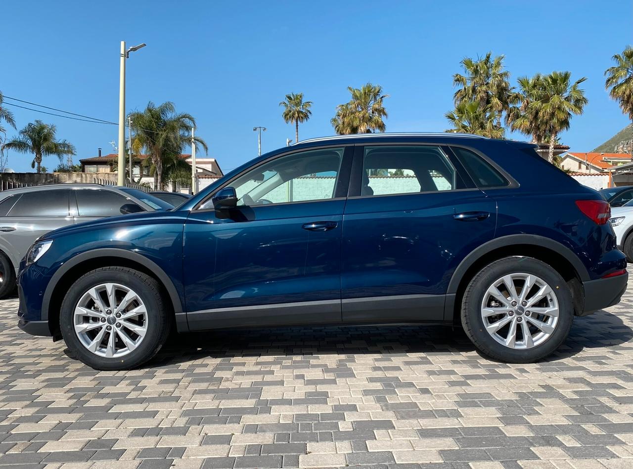 Audi Q3 Business 2.0 TDI 150CV S tronic 35