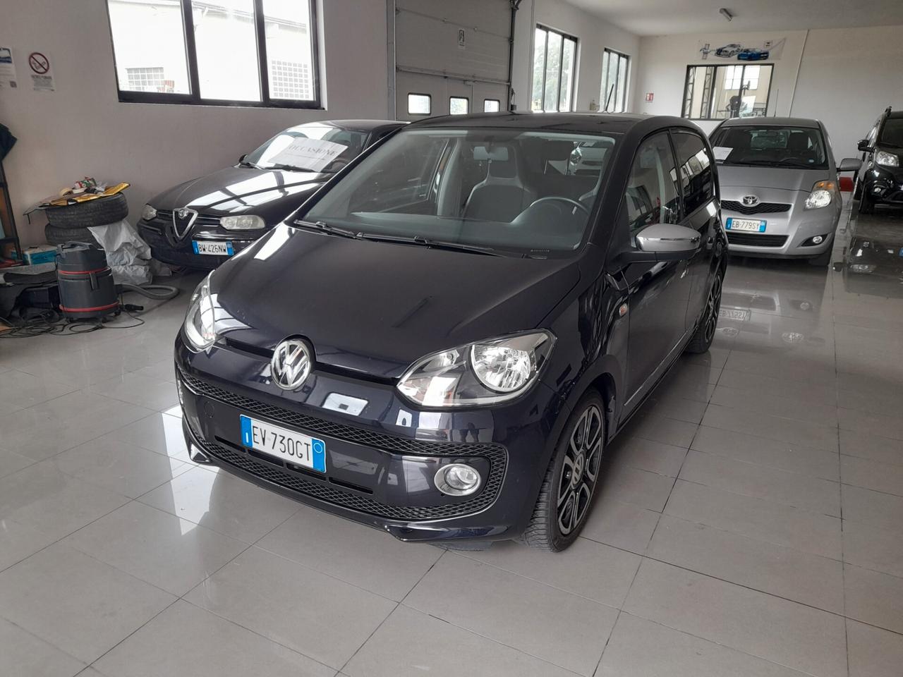 Volkswagen up! 1.0 75 CV 5p. high