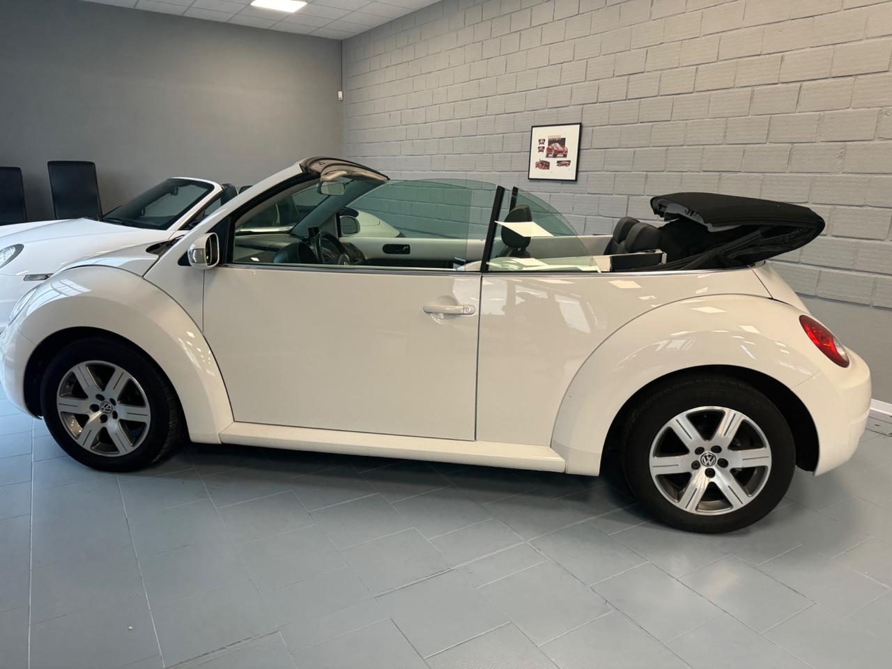 Volkswagen New Beetle 1.9 TDI 105CV Cabrio Lim. Red Edt.