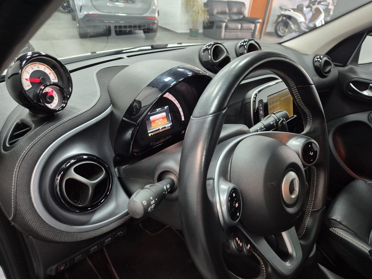 Smart ForFour 70 1.0 twinamic Brabus Style