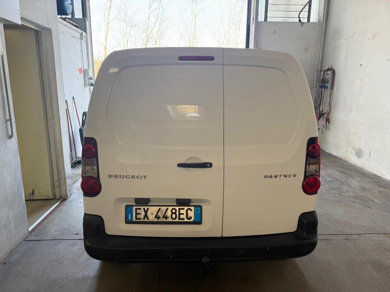 Peugeot partner GANCIO TRAINO 1150kg