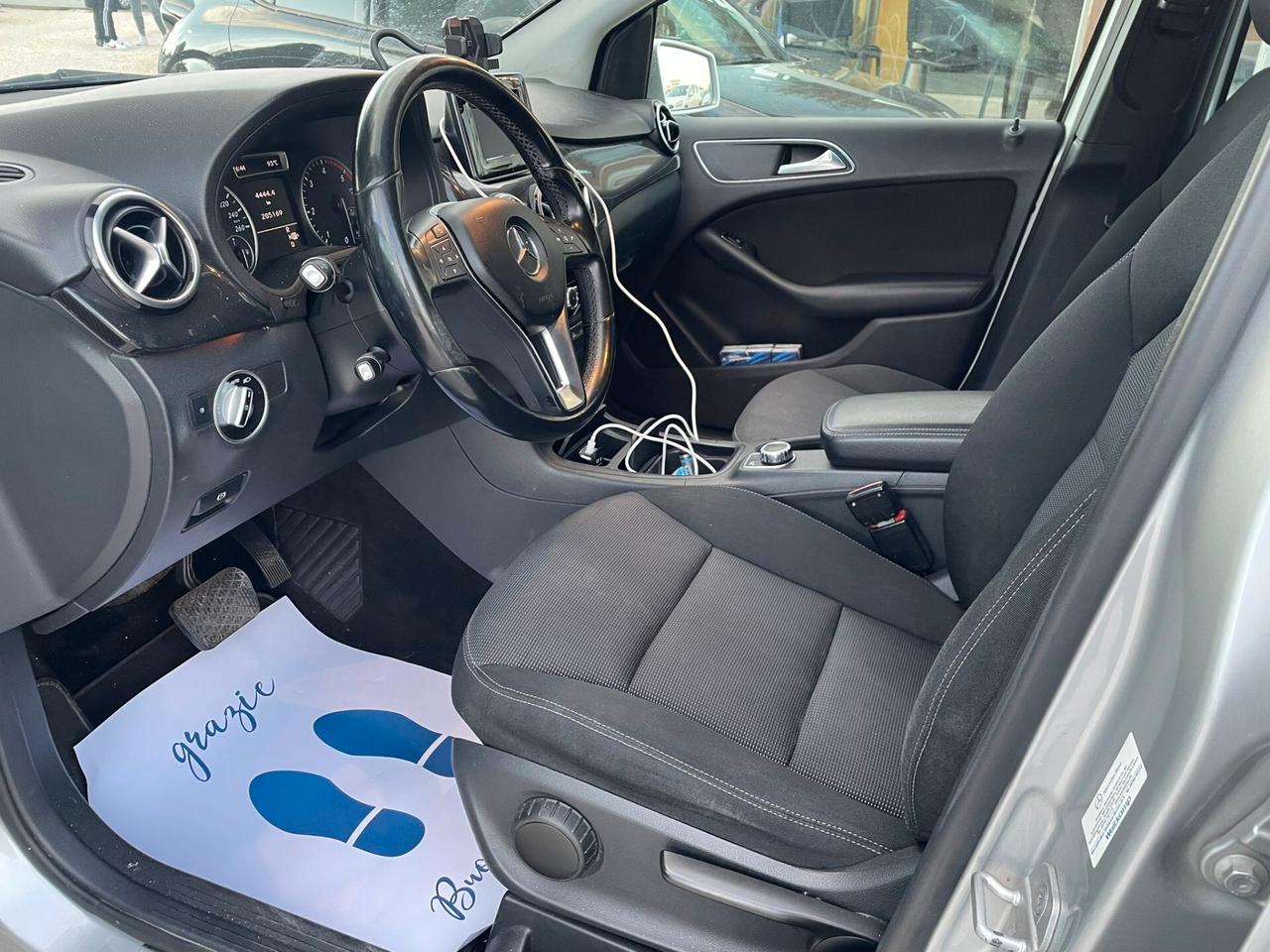 MERCEDES - BENZ B 200 CDI AUTOMATIC - 2012