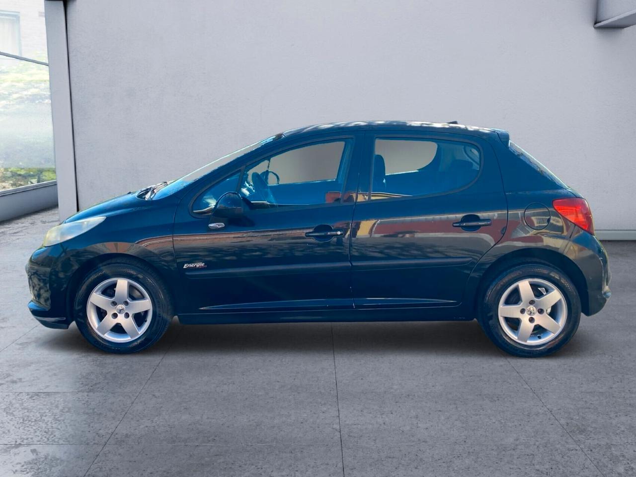 Peugeot 207 1.4 75cv Benzina Euro4 - NEOPATENTATI