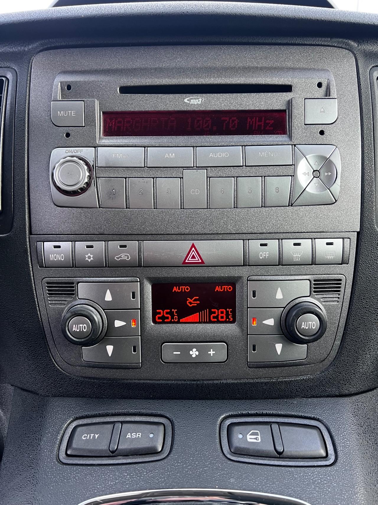 Lancia MUSA 1.4 8V Ecochic (GPL) Gold