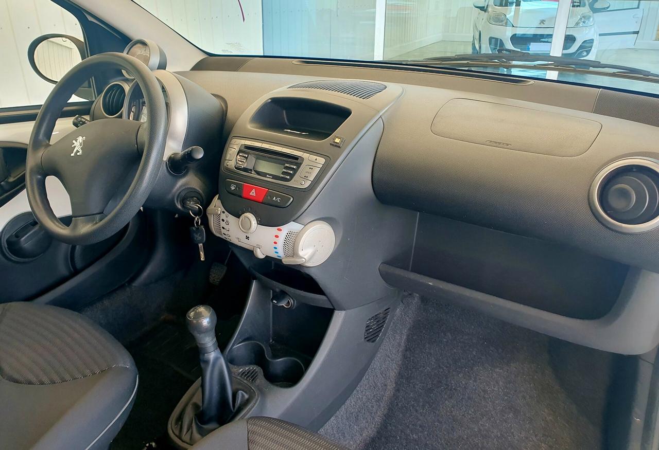 Peugeot 107 1.0 BENZ - 5 PORTE - 2012 - KM. 118.000