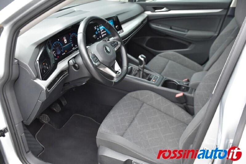 VOLKSWAGEN GOLF 8 1.0 TSI 110 CV LIFE
