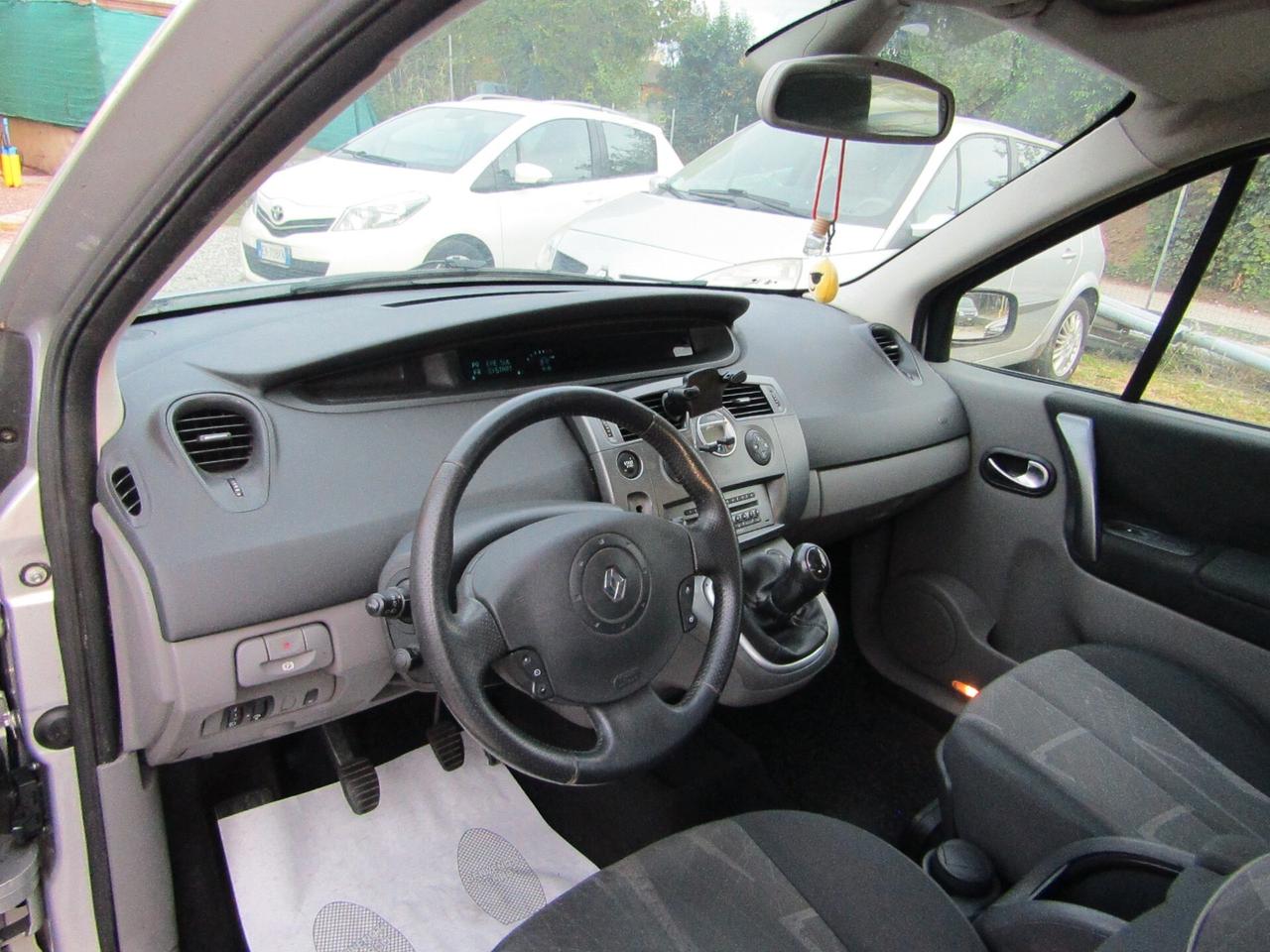 Renault Scenic Scénic 1.6 BZ appena preparata