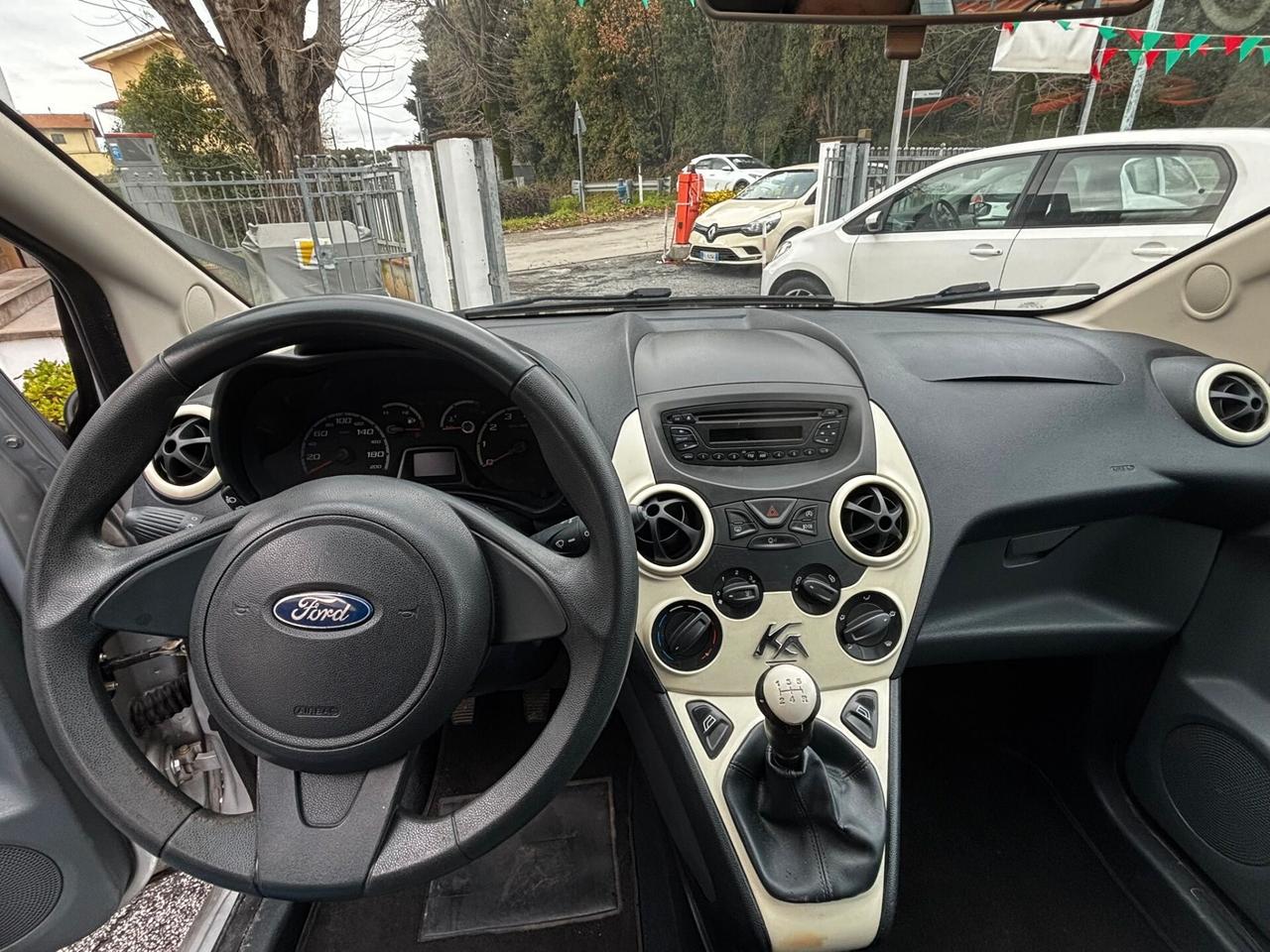 Ford Ka Ka+ 1.2 8V 69CV Titanium