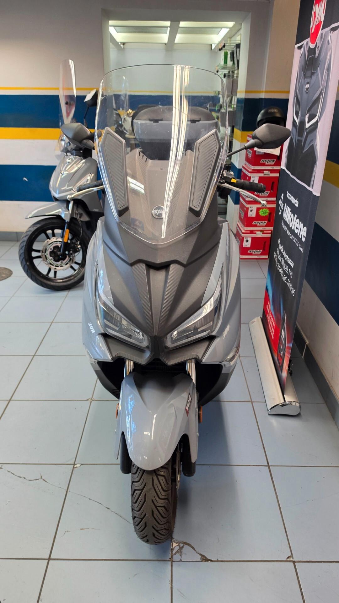 Sym Joymax 300 Z+