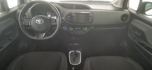 TOYOTA Yaris 1.5 Hybrid 5 porte Business