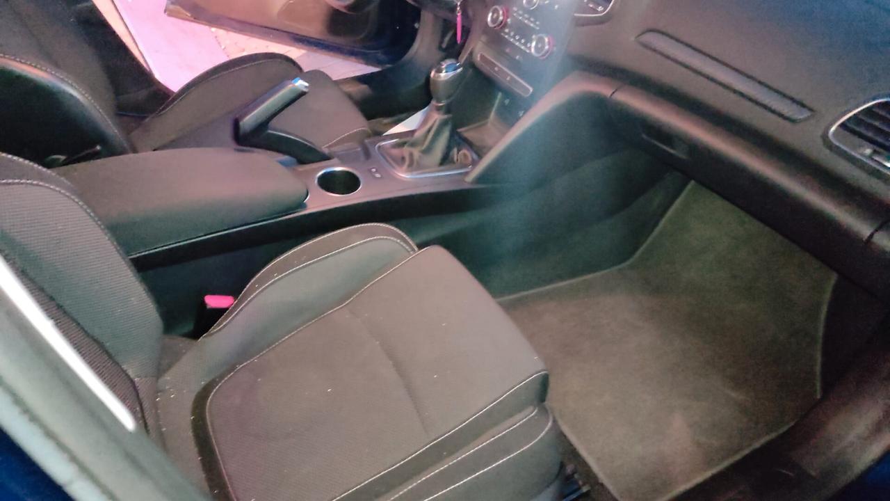 Renault Megane Sporter Blue dCi 115 CV Business