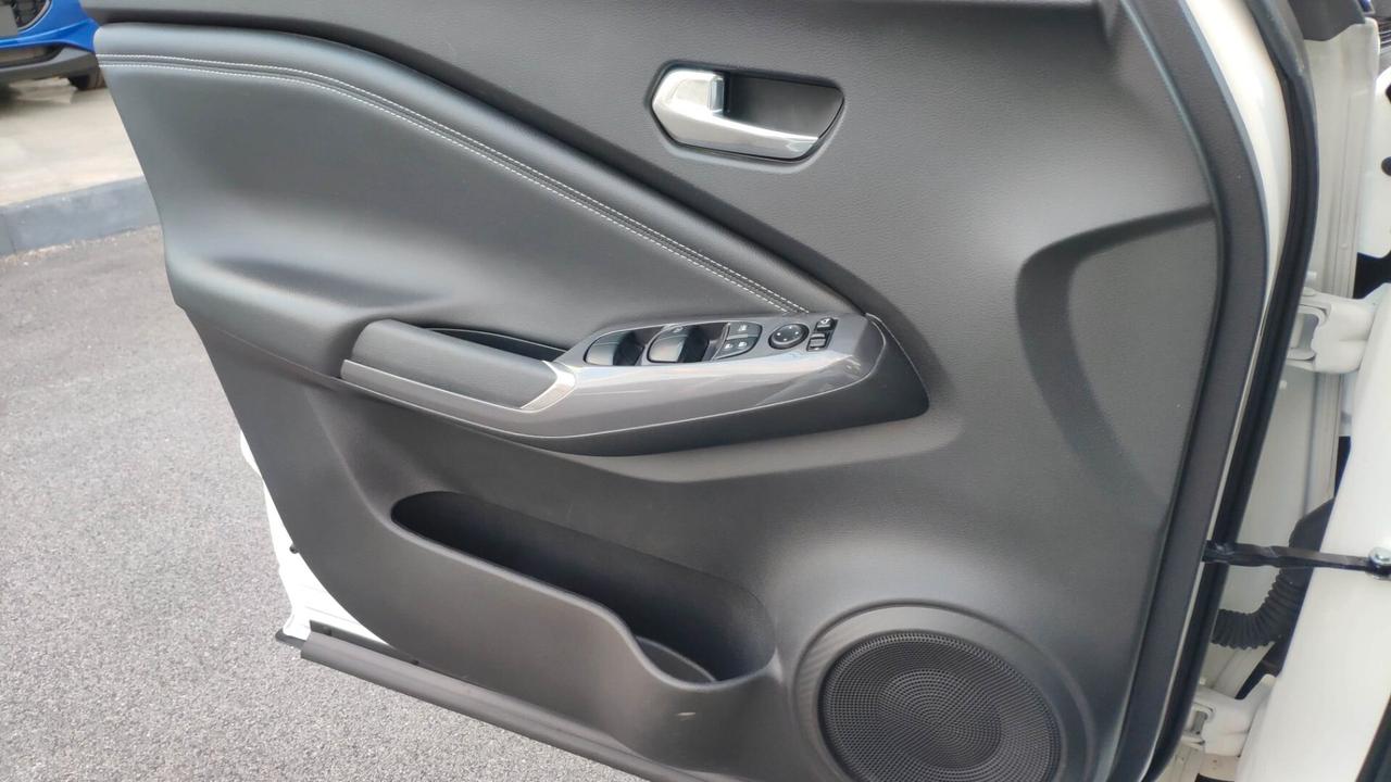 Nissan Juke 1.0 DIG-T 114 CV N-Connecta