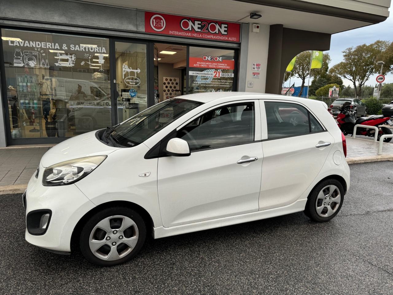 Kia Picanto 1.0 12V 5 porte City