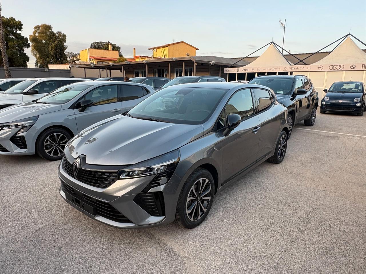 NUOVA Renault Clio ECO-GPL di serie 100 CV Techno