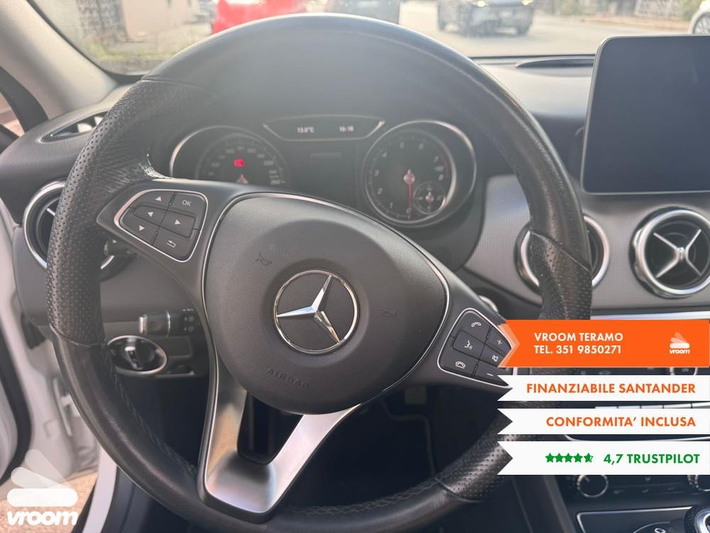 MERCEDES GLA 180 Sport