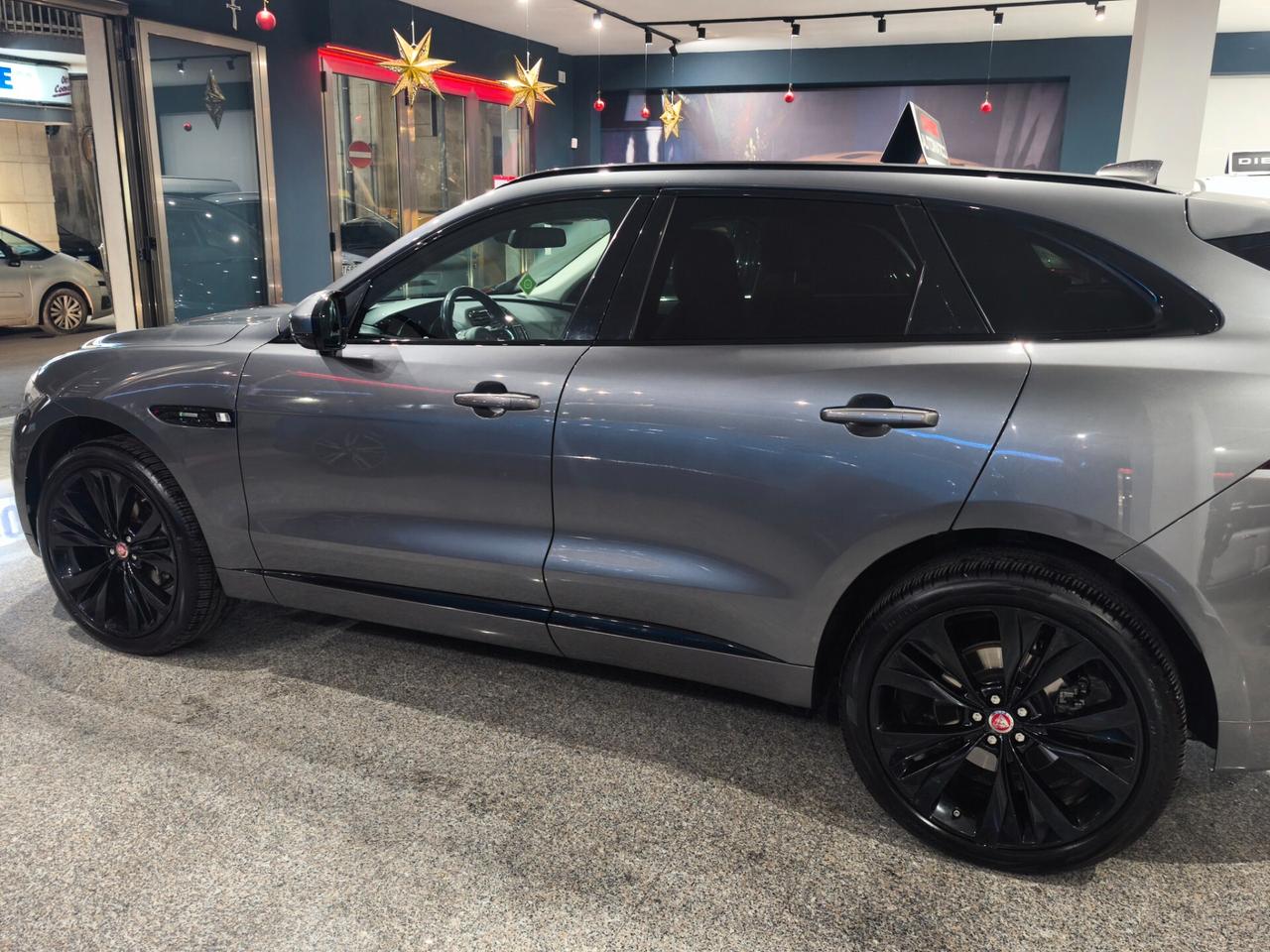 Jaguar F-Pace 2.0 D 180 CV AWD aut. R-SPORT 2018