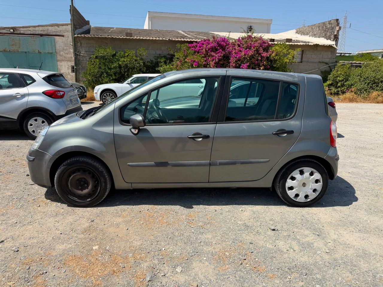 Renault Modus 1.2 Benzina-Neopatentati-Tetto apribile