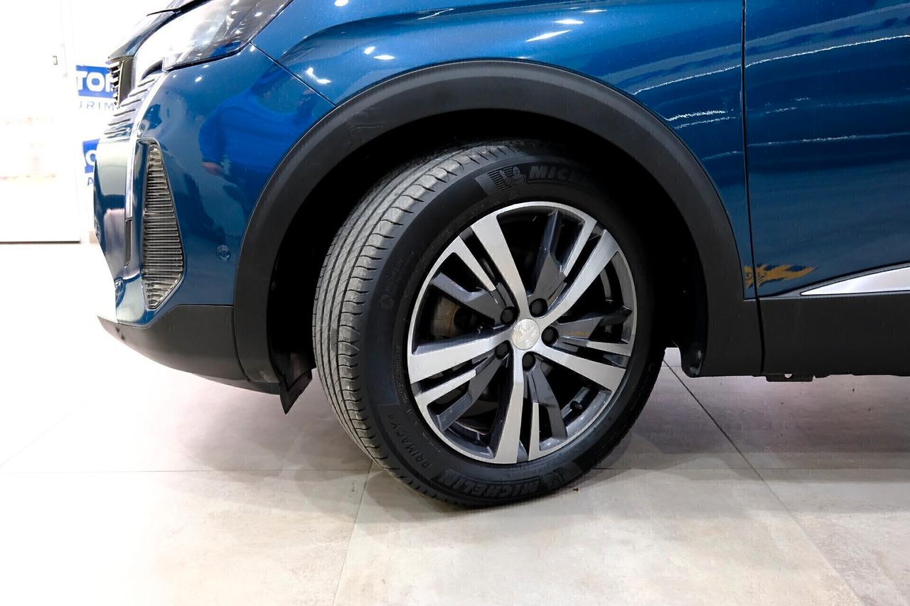 Peugeot 3008 1.5 Blue HDi 130 cv ALLURE EAT8 Cockpit