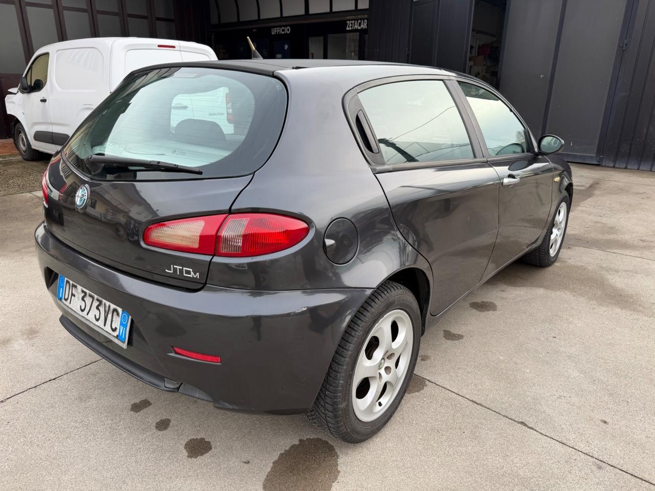 Alfa Romeo 147 1.9 JTD M-JET 16V 5 porte Dist.
