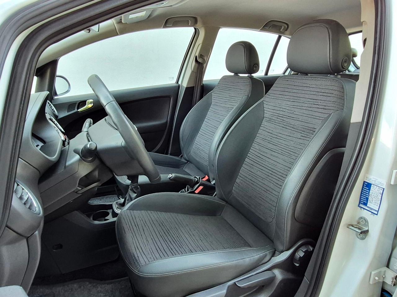 Opel Corsa 1.2 85CV 5 P GPL-TECH Edition