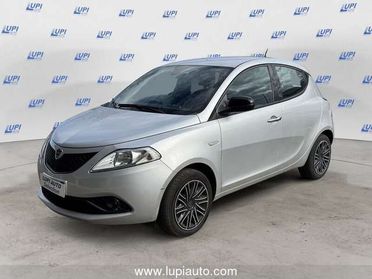 Lancia Ypsilon 1.0 firefly hybrid Gold s&s 70cv