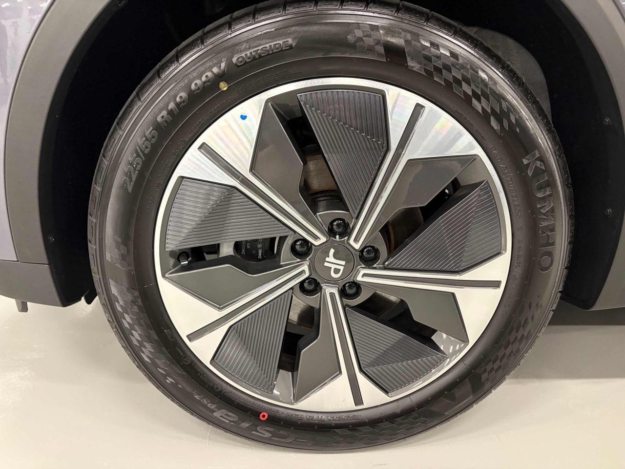 DR Automobiles DR6.0 1.6 T-GDI DCT Bi-Fuel GPL