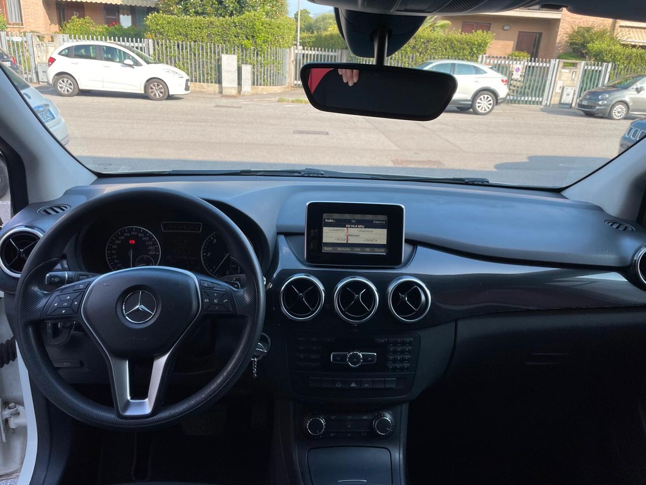 Mercedes-benz B 180 Classe D Premium autom.
