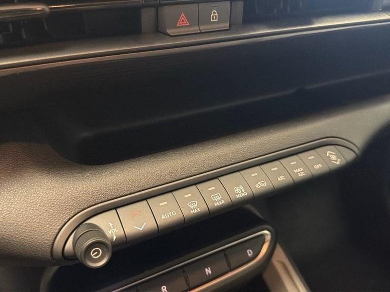 Jeep Avenger E-Hybrid Longitude 1.2 110cv Dct Mhev