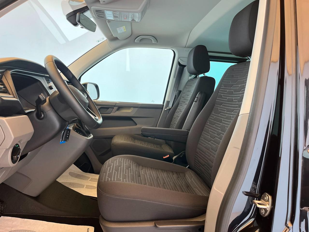 Volkswagen T6.1 Caravelle 2.0 TDI 204CV DSG Cruise
