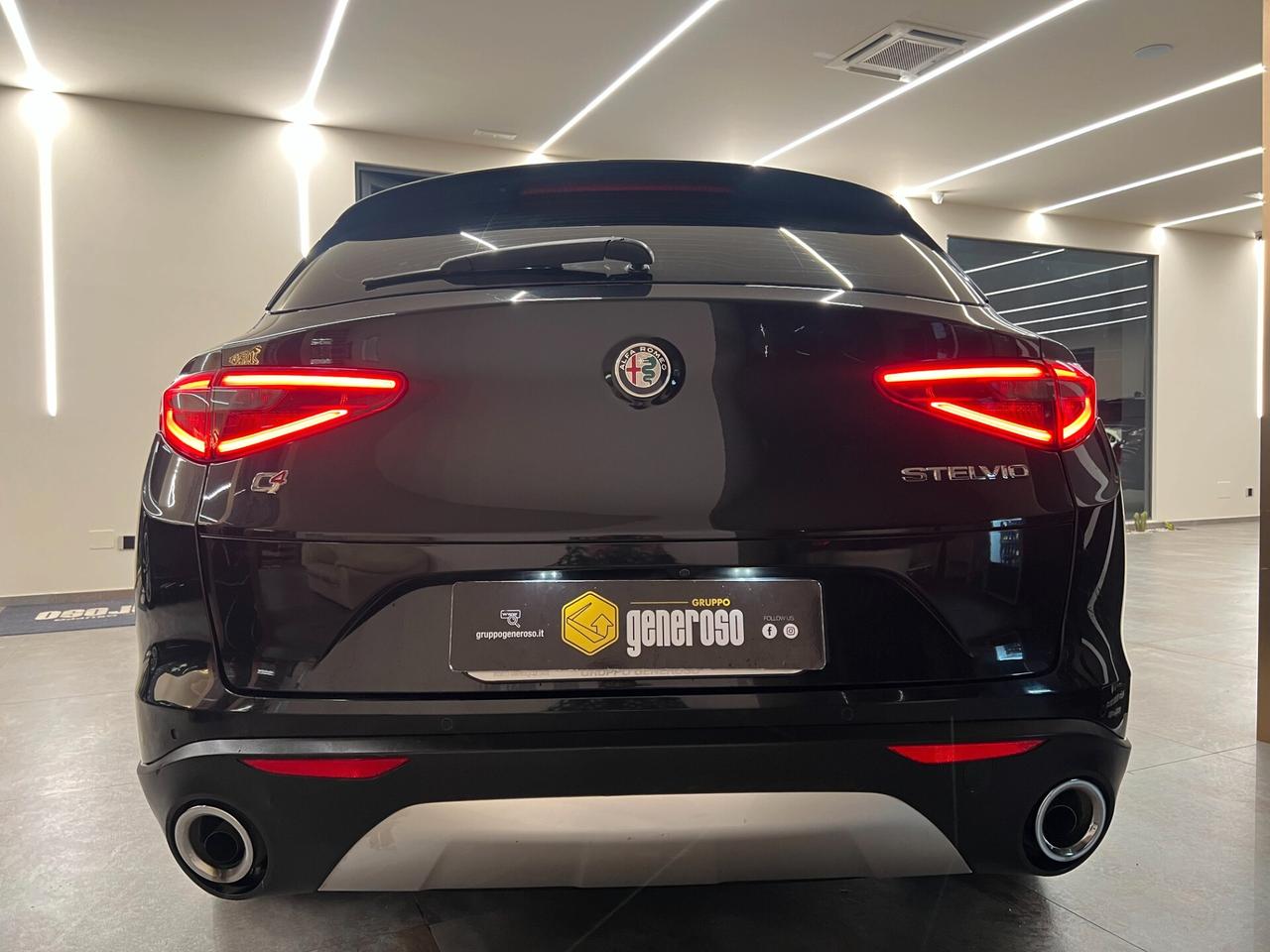 Alfa Romeo Stelvio 2.2 Turbodiesel 210 CV AT8 Q4 Executive