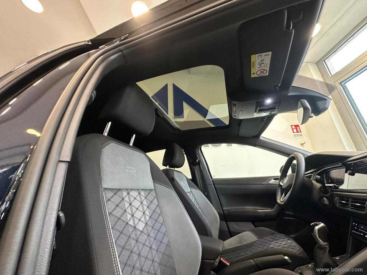 VOLKSWAGEN Taigo 1.0 TSI 115 CV R-Line