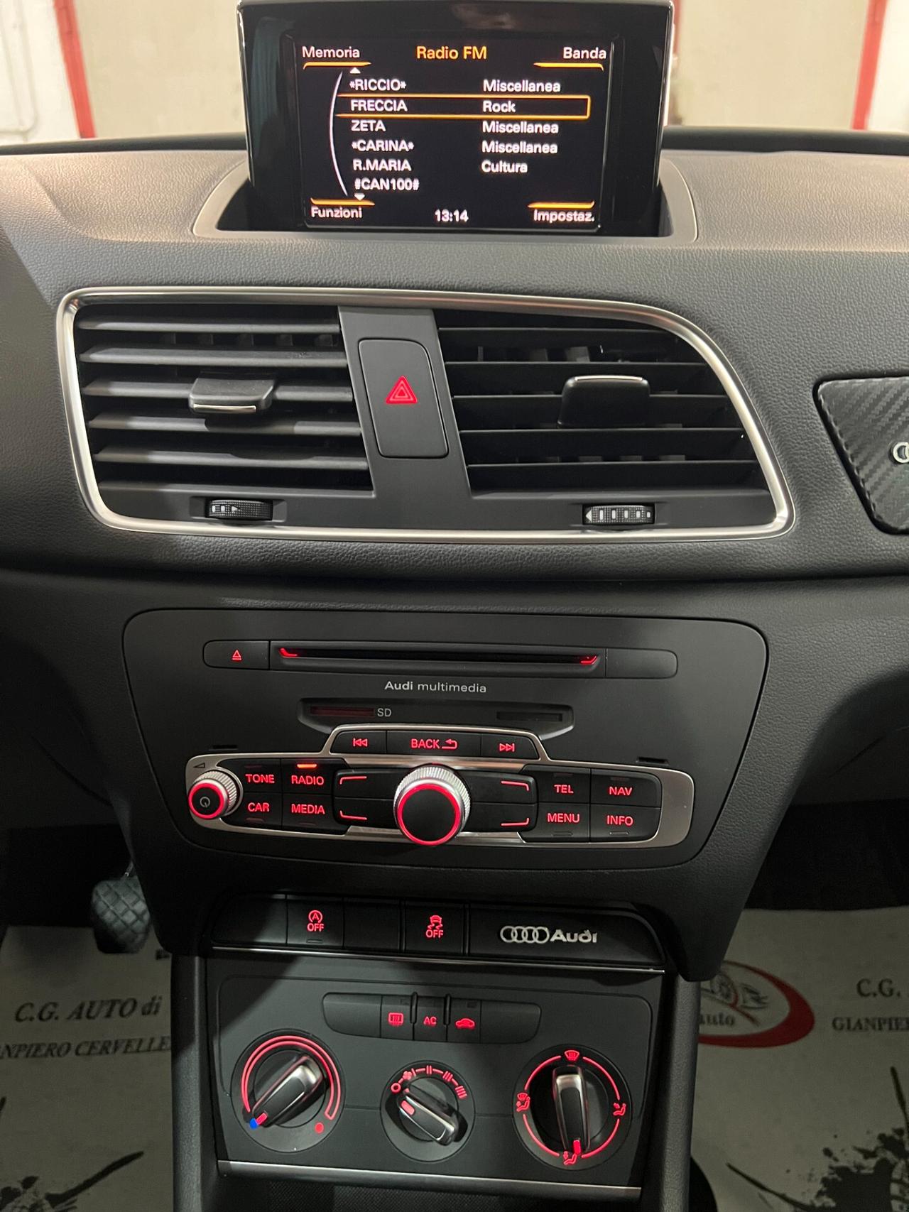 Audi Q3 2.0 140 CV - BUSINESS PLUS - 2012
