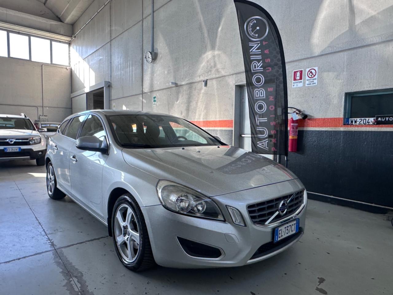 Volvo V60 D4 Momentum