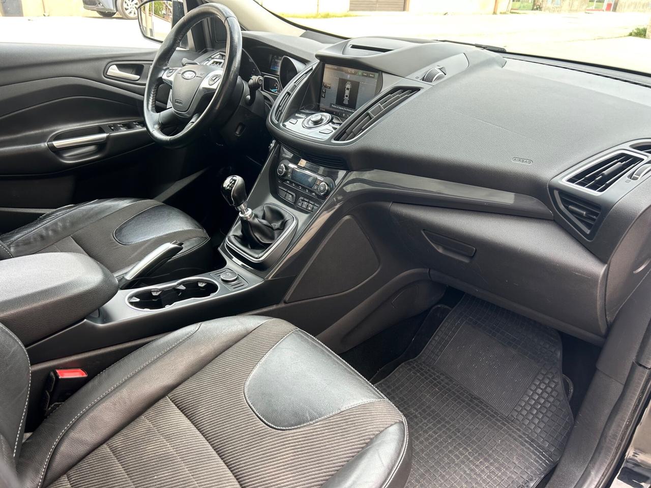 Ford Kuga 2.0 TDCI 120 CV S&S 2WD Titanium