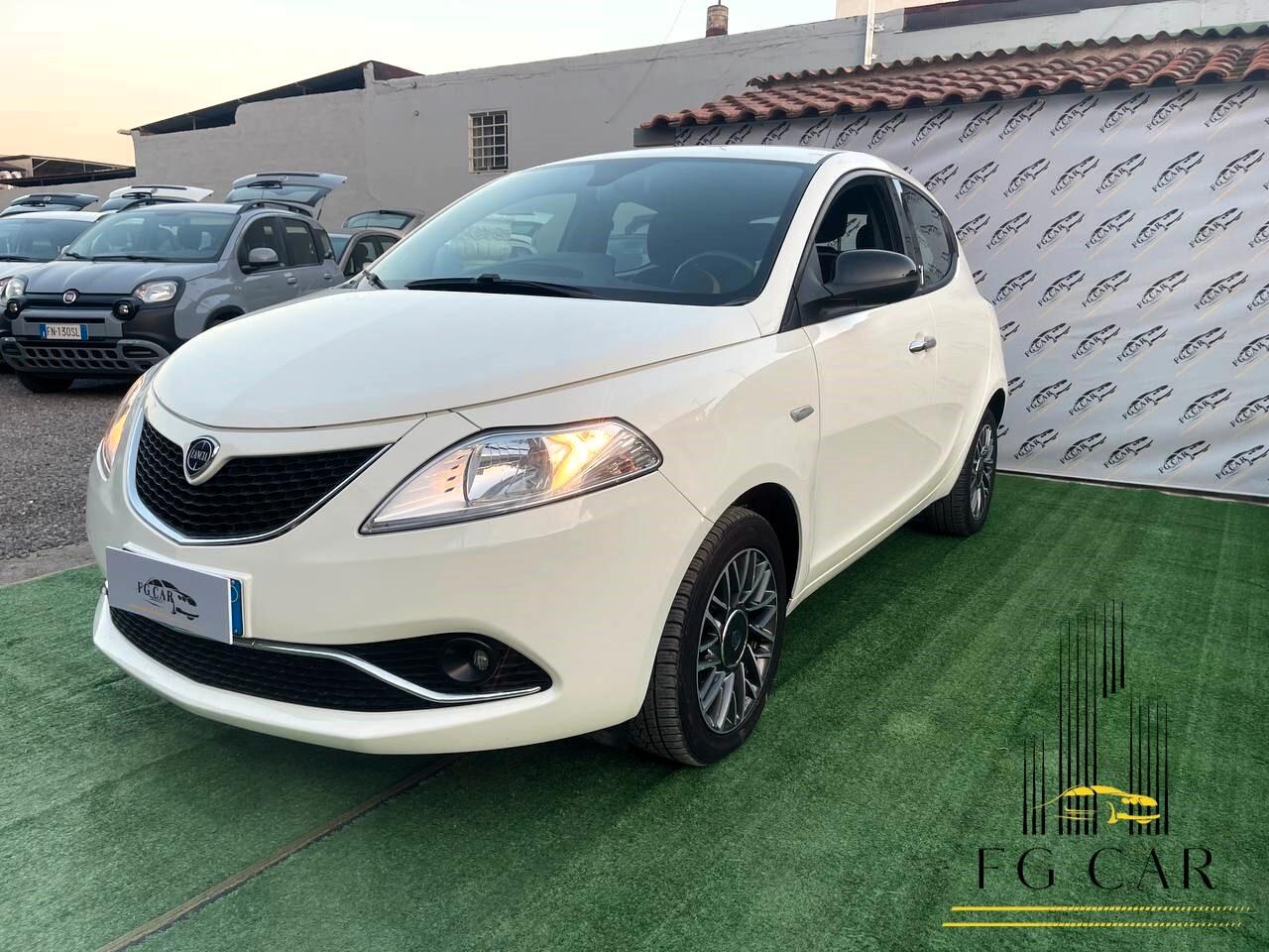 Lancia Ypsilon 1.3 MJT 16V 95 CV 5 porte S&S Gold 2017