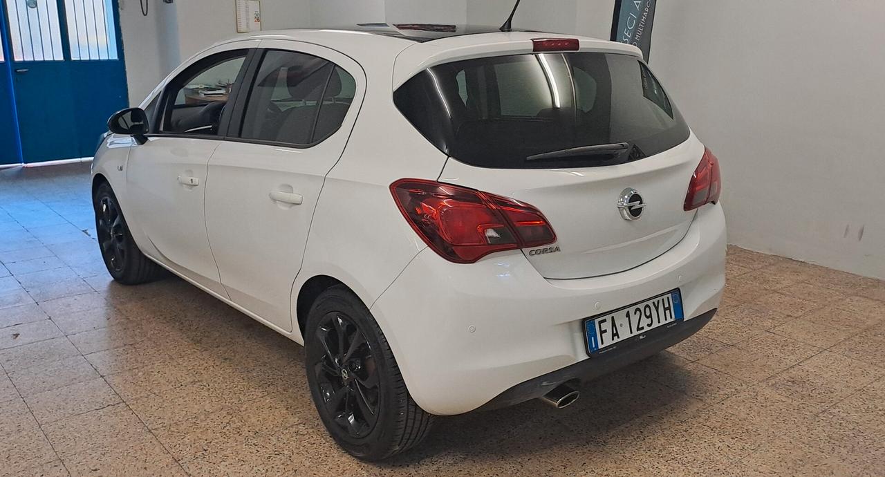 Opel Corsa 1.2 5 porte b-Color