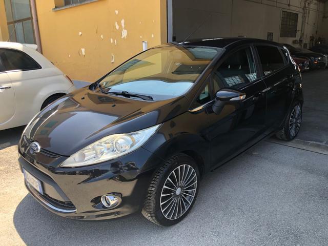 FORD Fiesta 1.4 TDCi 68CV 5 porte Titanium