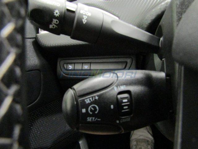 PEUGEOT 2008 1.2 110 CV PureTech Turbo Allure