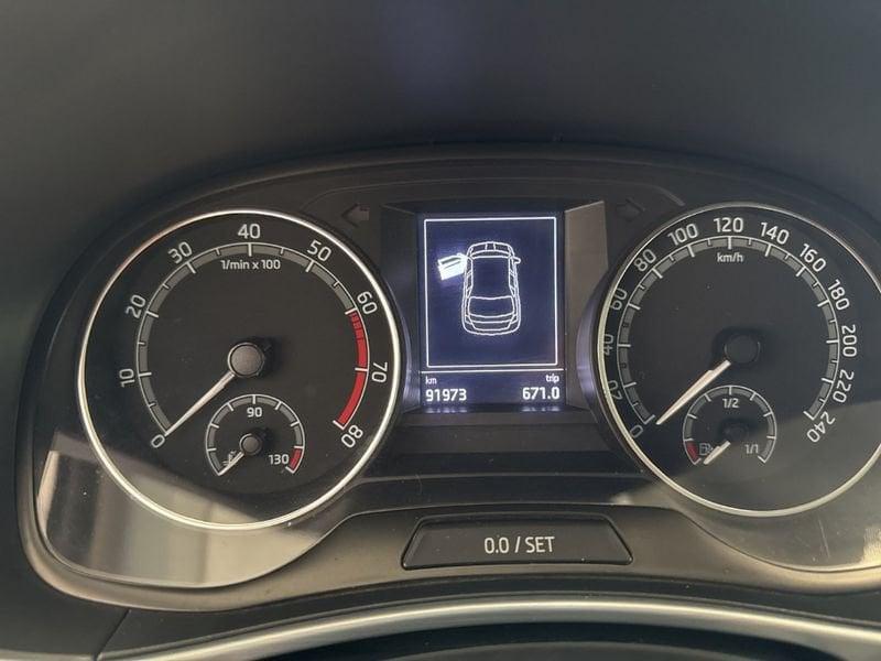 Skoda Fabia III 2015 Berlina 1.0 mpi Twin Color Argento 60cv my19