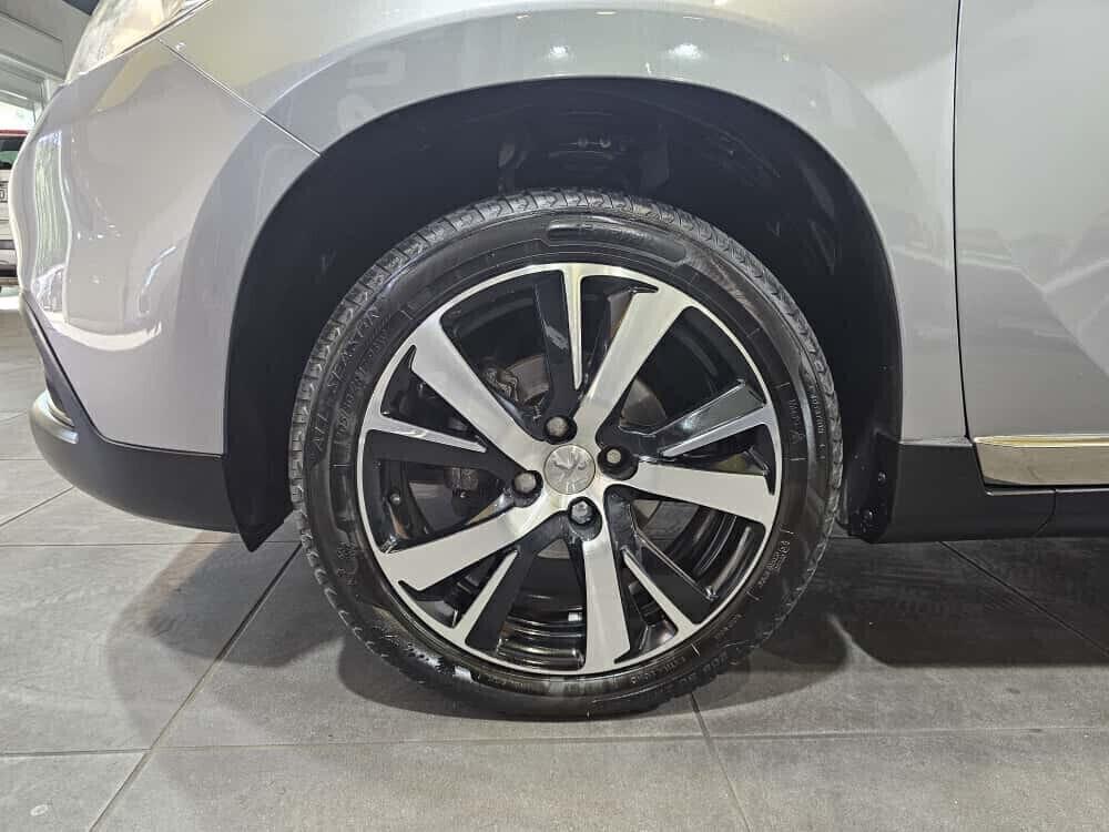 Peugeot 2008 1.6 BlueHDi 100cv Allure