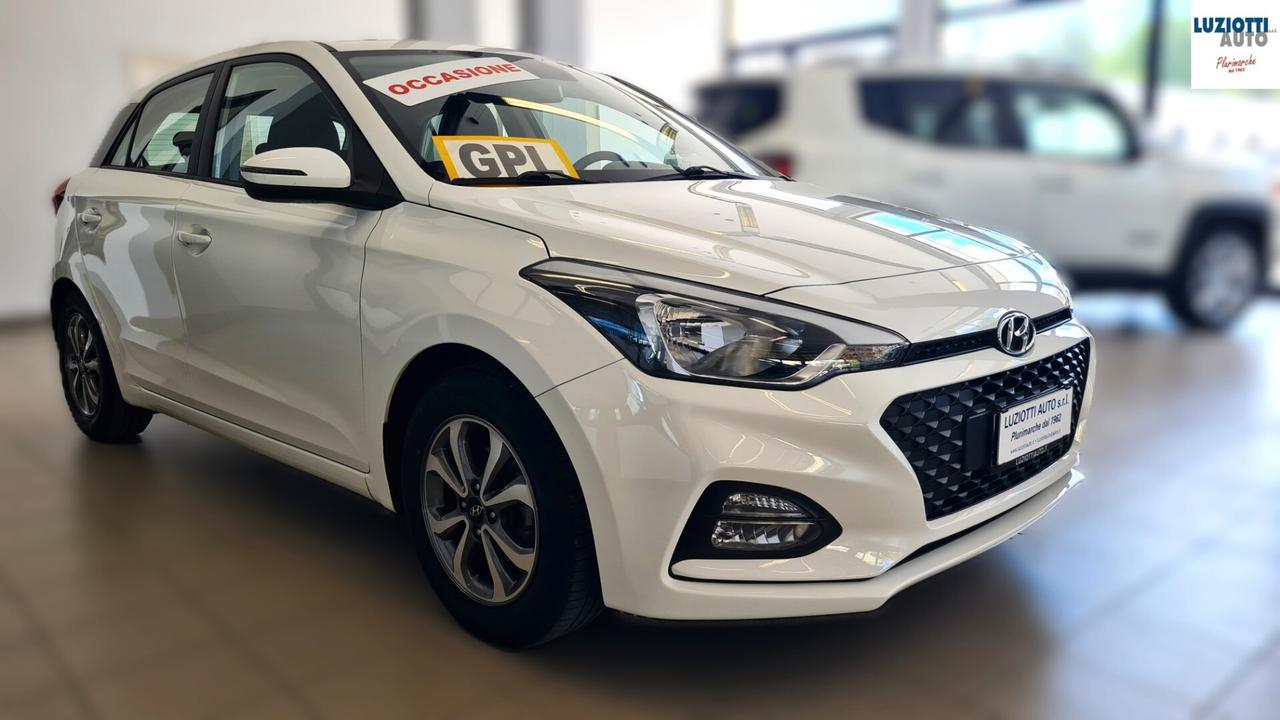 Hyundai i20 1.2 GPL CONNECTLINE 5P.