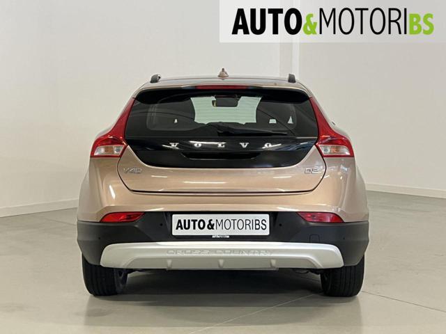 VOLVO V40 Cross Country D2 Business