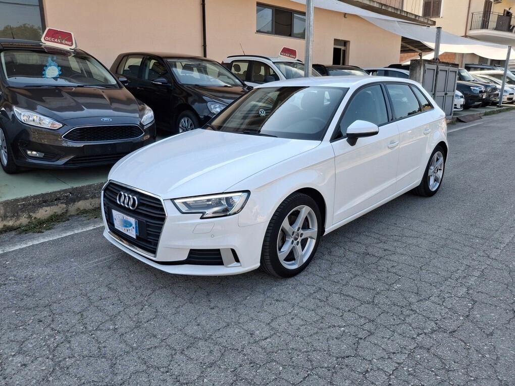 Audi A3 SportBack 1.6 TDI 116cv Sport Km 99.000